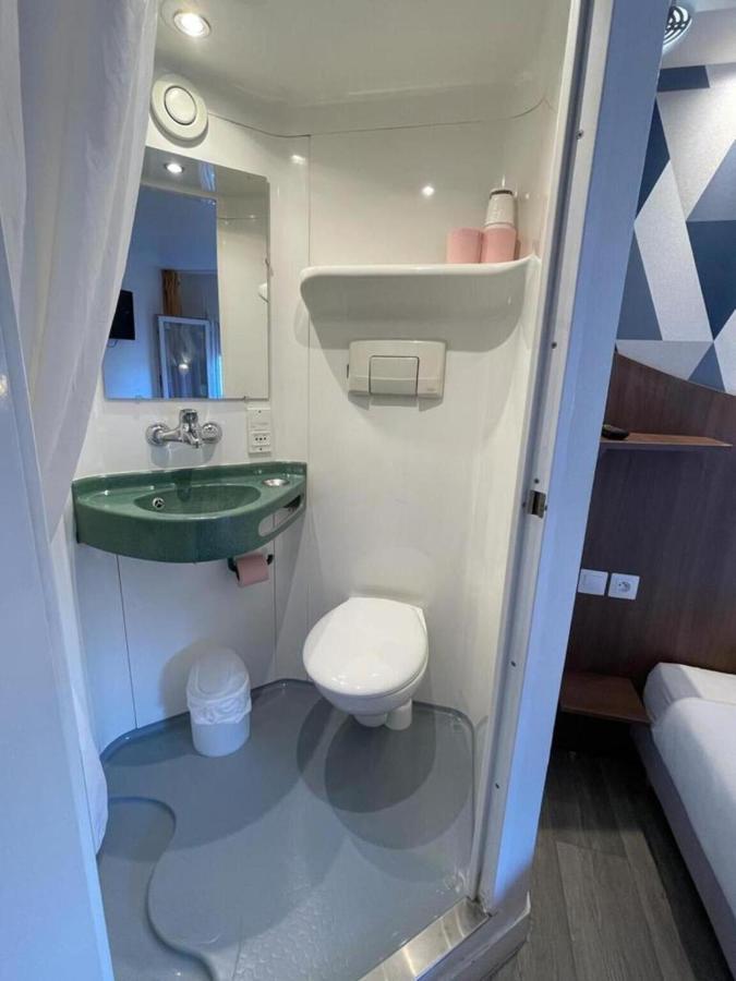 Kyriad Direct Val De Reuil Val-de-Reuil Ngoại thất bức ảnh